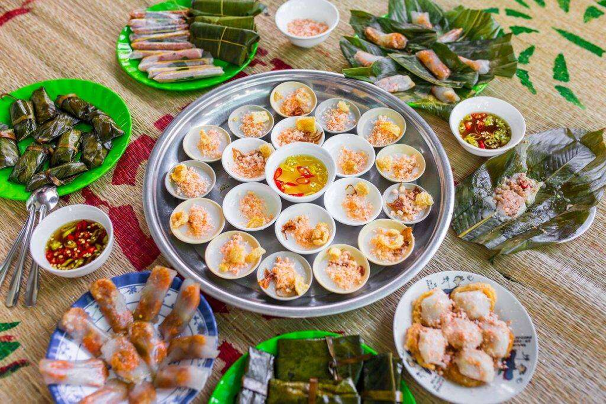 Các món bánh đặc sản tại Huế 