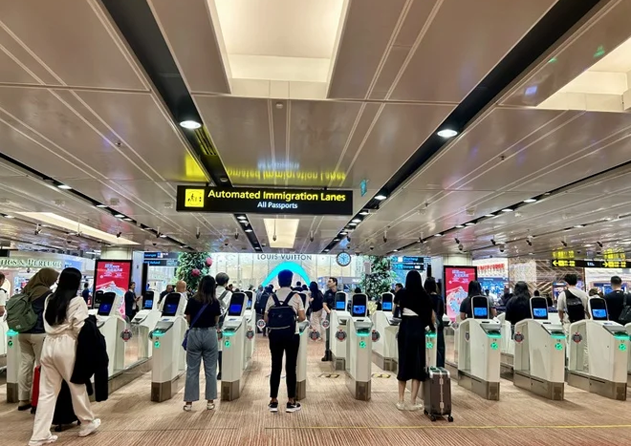 Du khách Việt Nam được miễn visa khi du lịch Sing Mã tại Singapore dưới 30 ngày