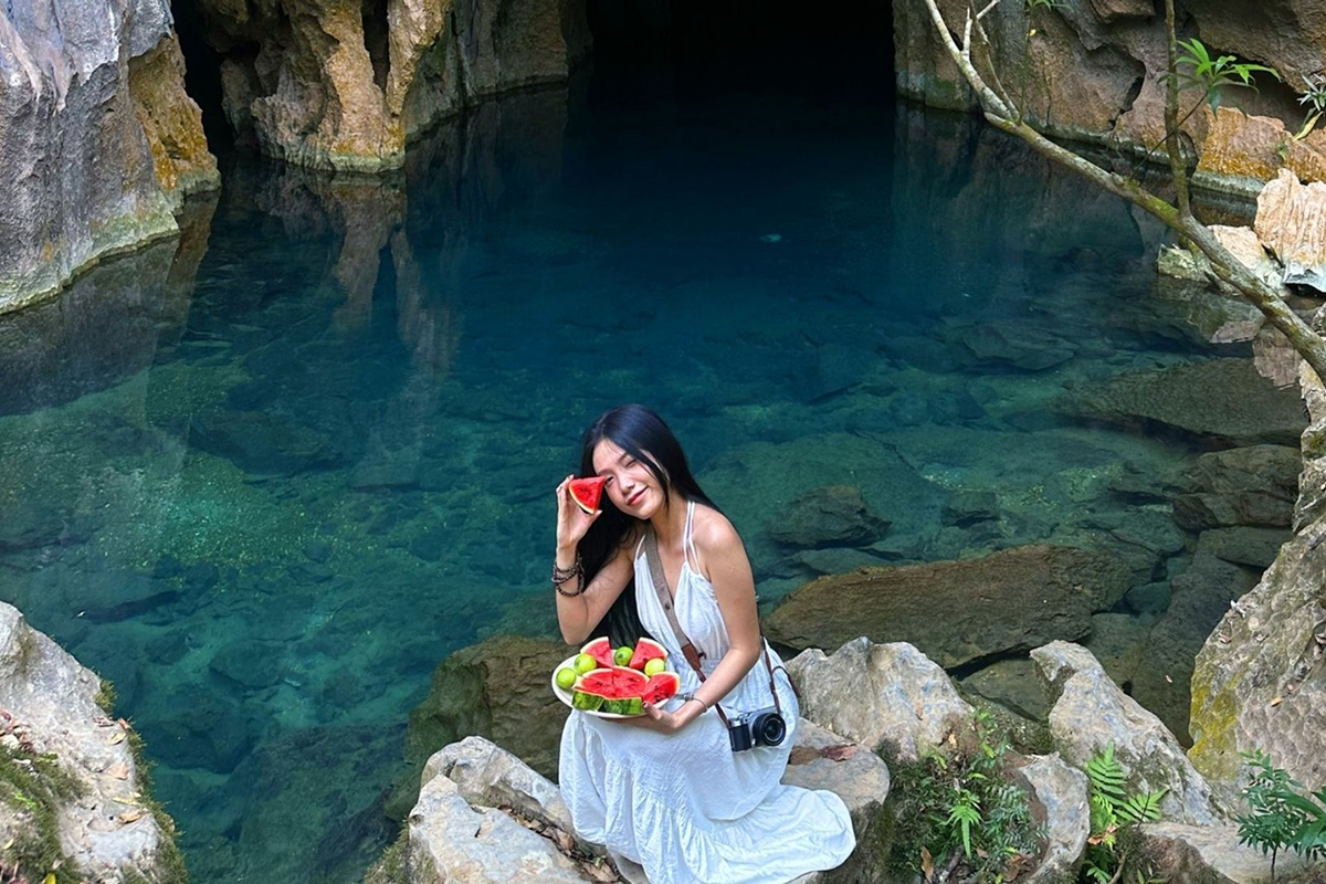 Chuẩn bị đầy đủ thể lực, trang phục và dụng cụ trekking sẽ giúp bạn có chuyến khám phá Thung Lũng Sinh Tồn Quảng Bình an toàn và trọn vẹn hơn