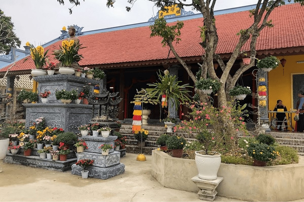 Không gian Phật giáo và các khu vực thờ tự tại Chùa Tiên