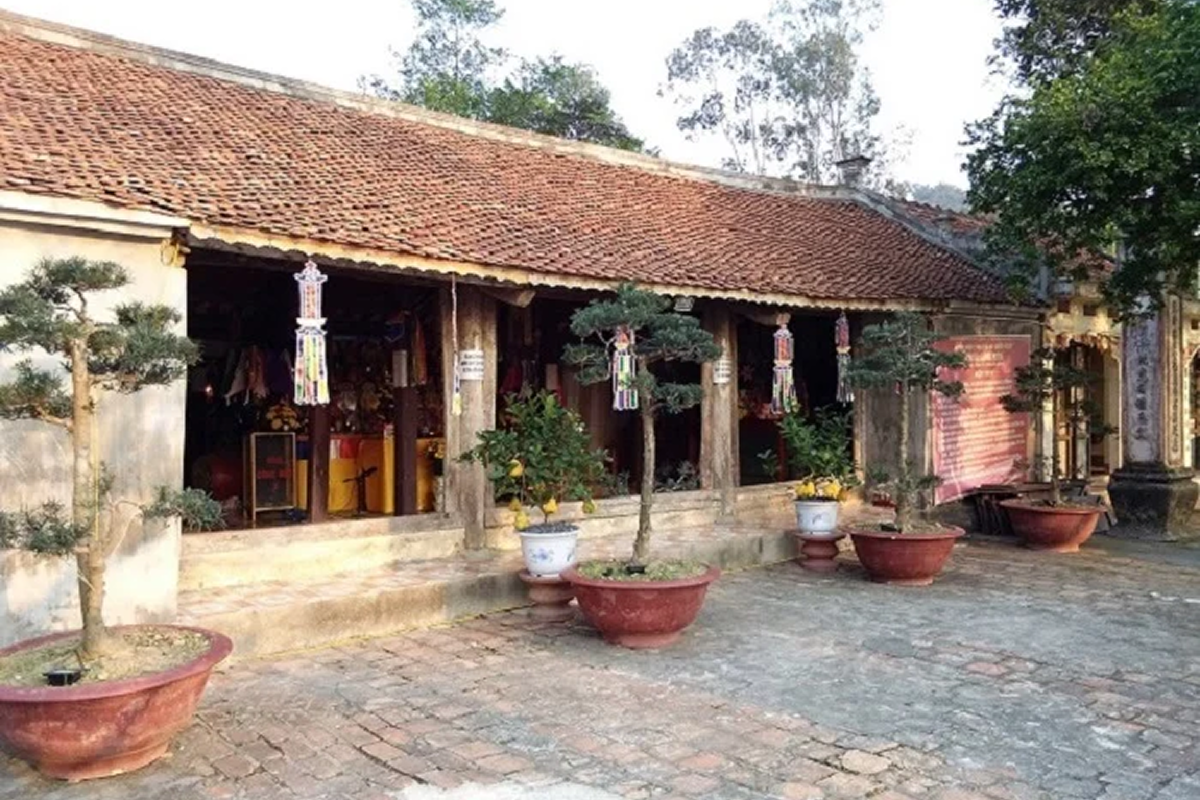Kiến trúc cổ kính của Chùa Tiên