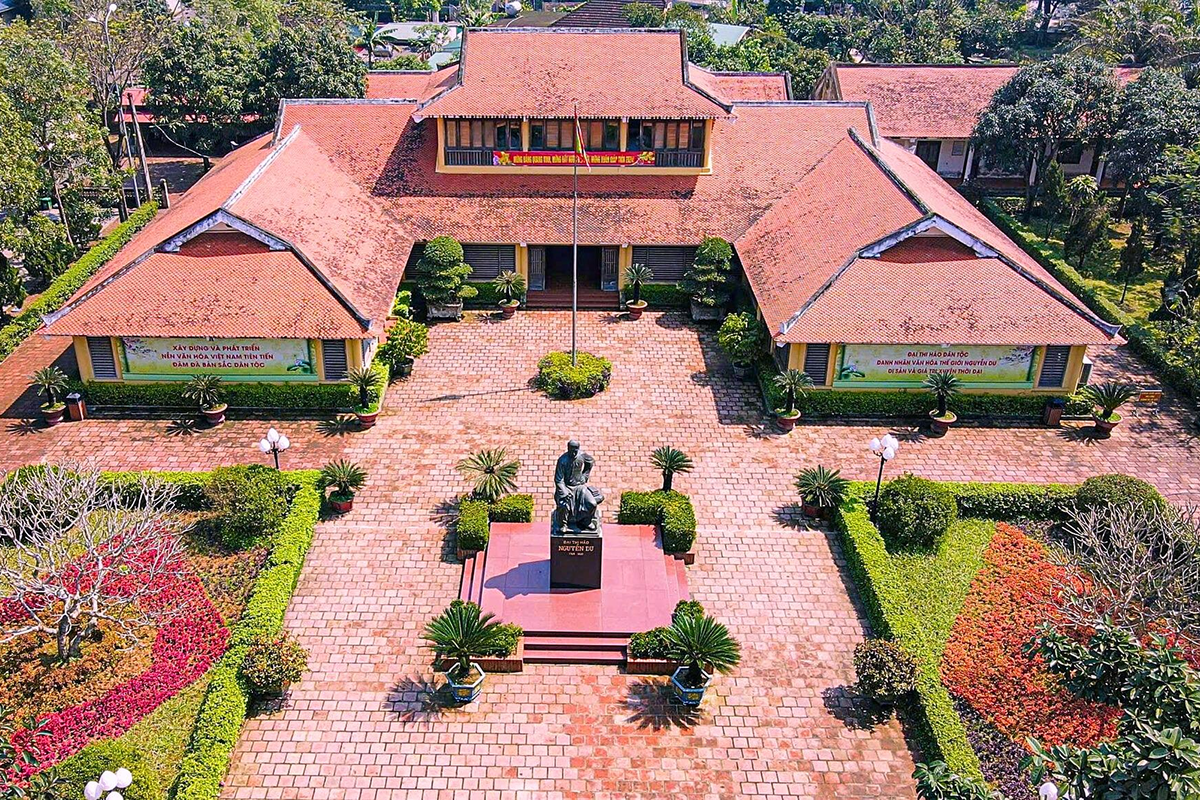 Khu lưu niệm Nguyễn Du Hà Tĩnh nhìn từ trên cao