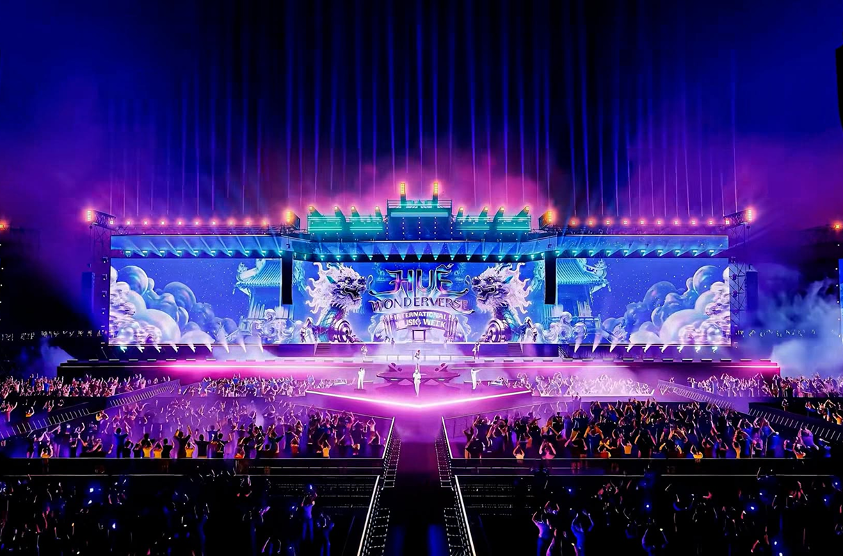Với chủ đề "City Awakening – Đánh thức Di sản", lễ hội lựa chọn cách kể câu chuyện về Huế bằng ngôn ngữ của âm nhạc, nghệ thuật và công nghệ