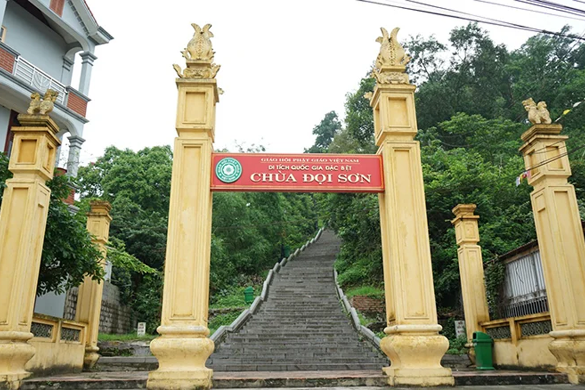 Chùa Long Đọi Sơn Hà Nam