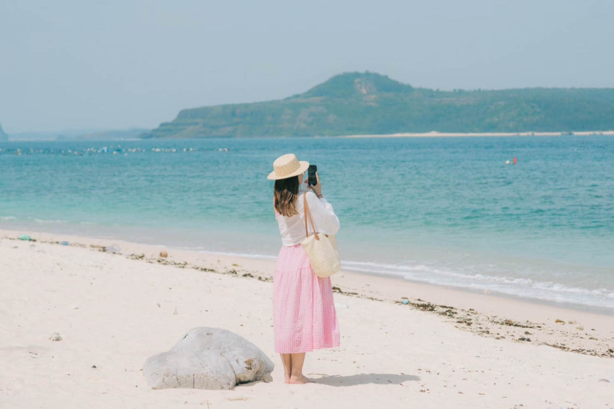 Tour khám phá biển Thạch Hải cùng ThankTrip